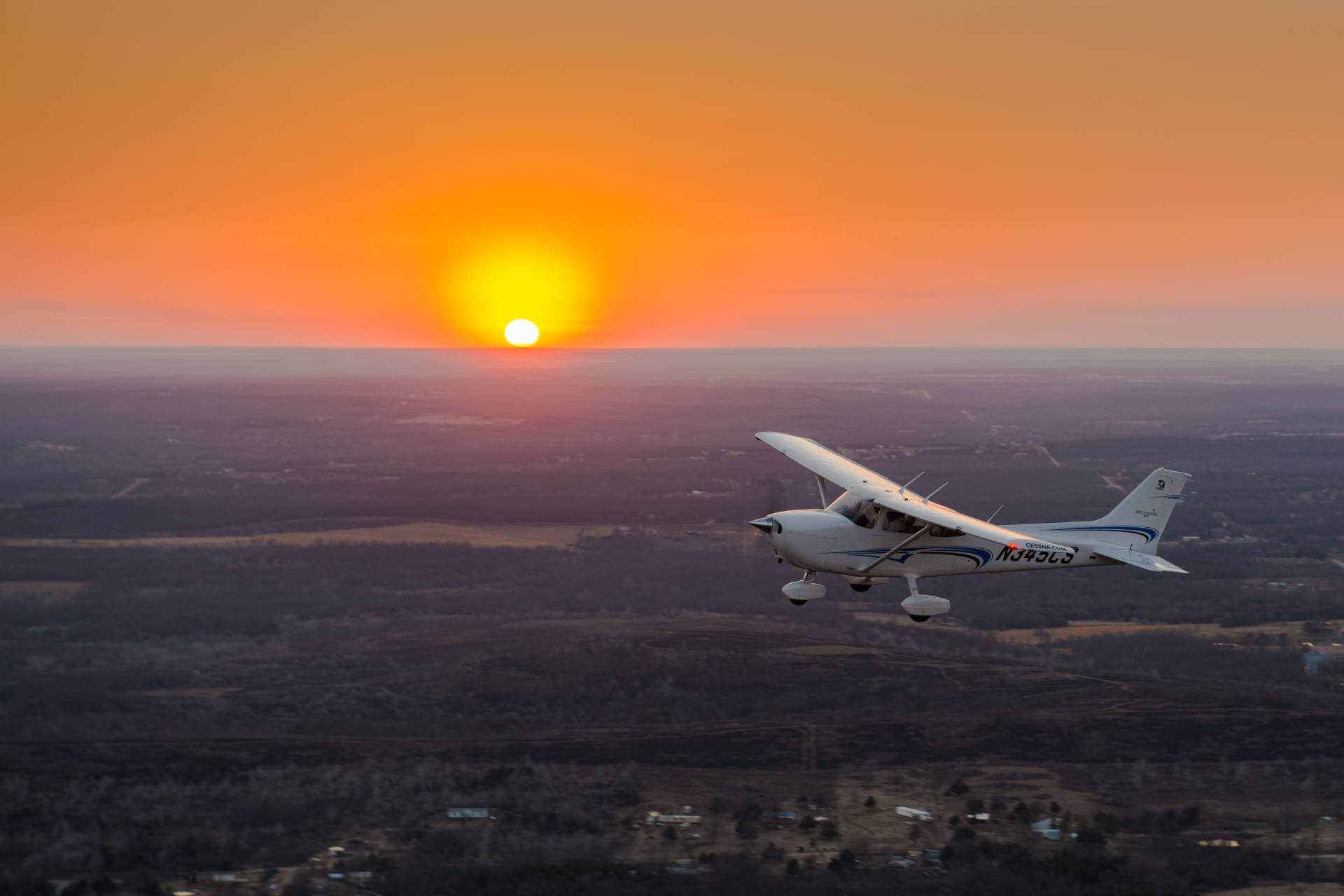 Cessna 172 at sunset