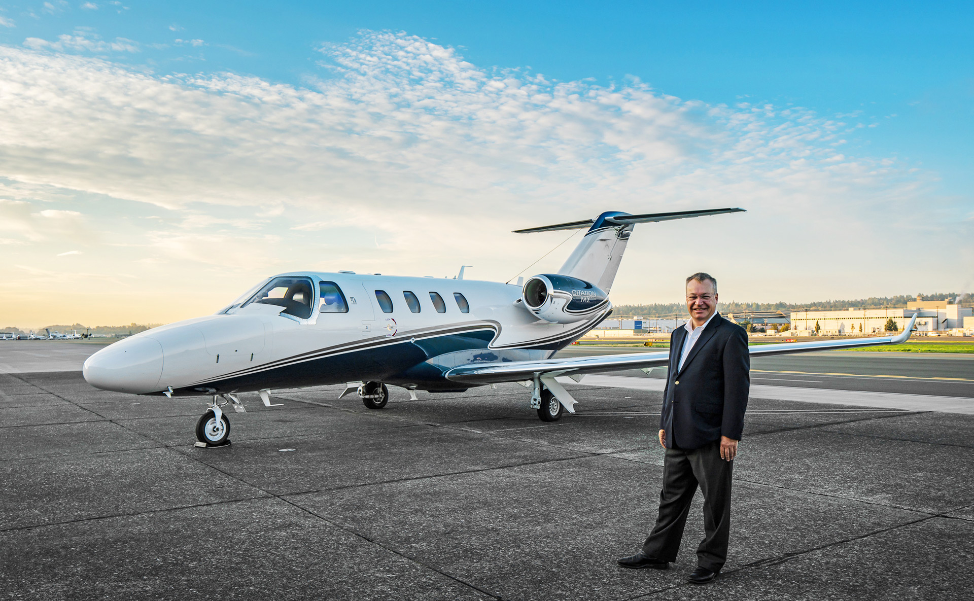 Stephen Elop with his Citation M2